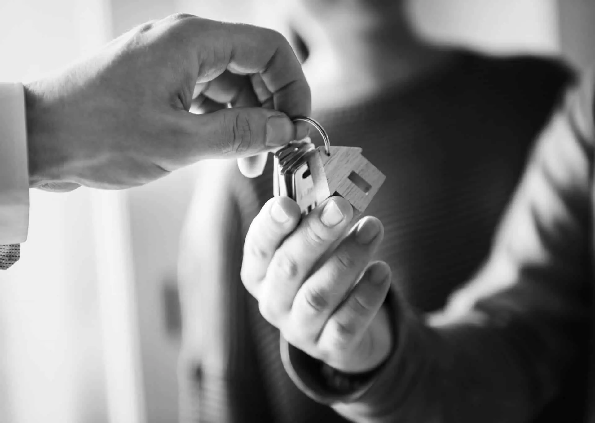 Probate broker handing over keys